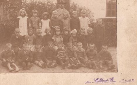 1925. iskolai csoportkép