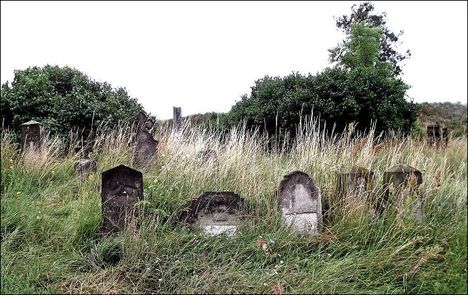 Földvár temető