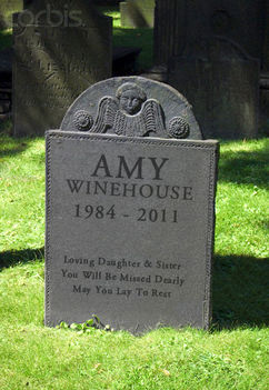 amy-winehouse-gravestone