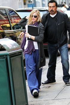 20111018-pictures-madonna-out-and-about-new-york-13
