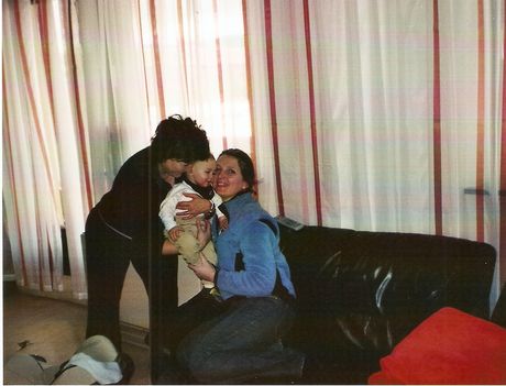 Anyja,Emese és Timi 2006