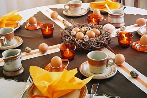Kreatív húsvéti asztaldekoráció