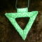 Zöld peyote háromszög medál 