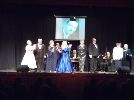 Babusa emlékest fináléja.2011.nov.13.Csokonai Műv.Közp.