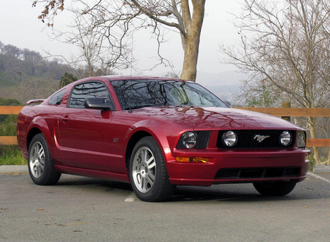 2005_mustang