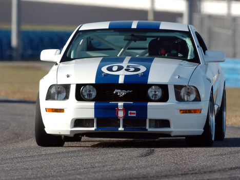 2005-Ford-Mustang-GT-Race-Car-Daytona-Testing-F-1280x960