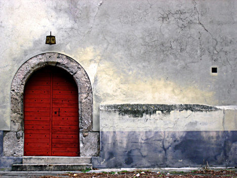 une_porte_rouge