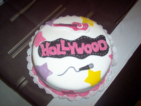 Hollywood dorta