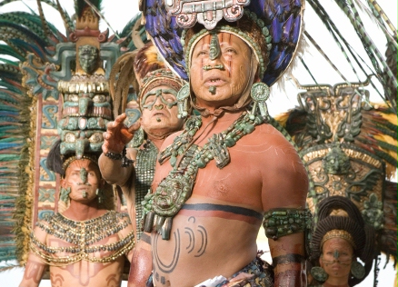 Maya vallási és társadalmi vezető