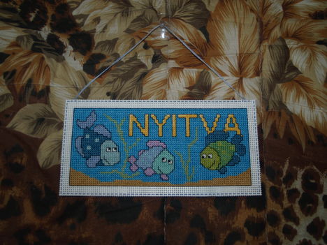 Nyitva