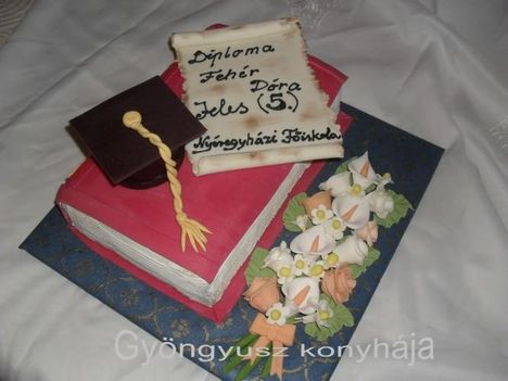 Dóra diploma tortája 3