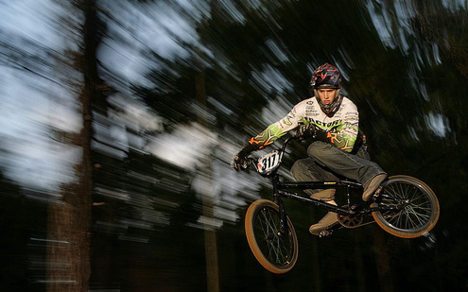 BMX dirt - erdei jump