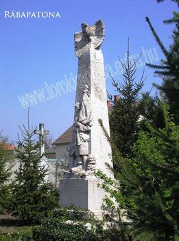 Rabapatona Turul szobor