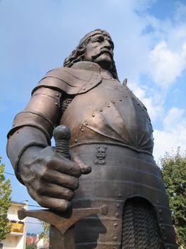 Hunyadi János szobor , Budaörs