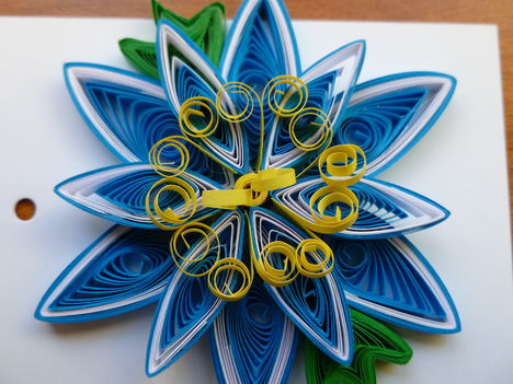 Quilling virág