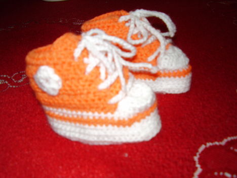 baby cipő