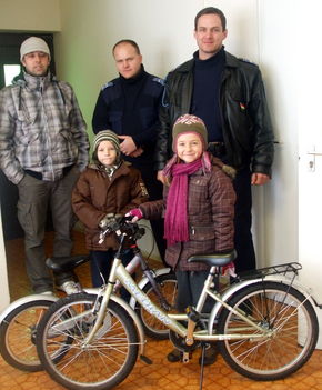 Kerékpár regisztráció Gönyű 2011. 12