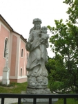 Mária Mennyország Királynéja szobor