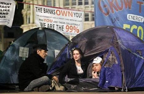 Occupy London kapitalistaellenes tüntetés társadalmi összefogás 13