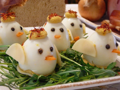 Húsvéti csirke – töltött tojás recept