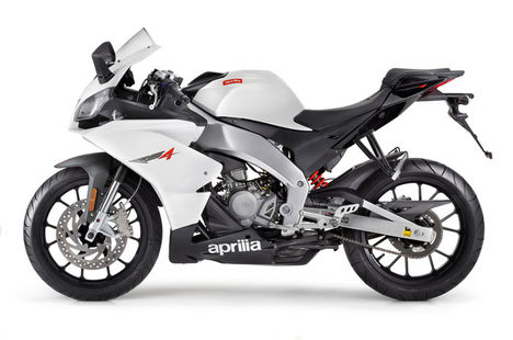 2012-Aprilia-RS450c