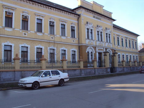 Dr. BUGYI ISTVÁN KÓRHÁZ SZENTES