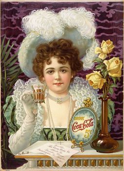 1894. március 12-én kezdték üvegben is árulni a Coca-Colát