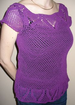lila-fialový pulover 