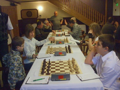 Gönyű - Lövő megyei I. oszt. sakkmérkőzés (6-4) 5