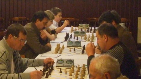 Gönyű - Lövő megyei I. oszt. sakkmérkőzés (6-4) 8