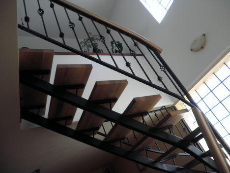 lépcső felső része