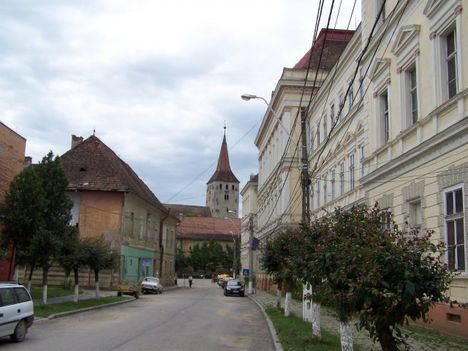 Nagyenyed - A Bethlen kollégium 1862-1885 között épült