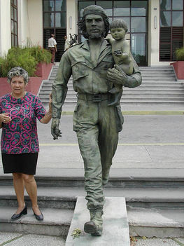 szobor Santa Claraban