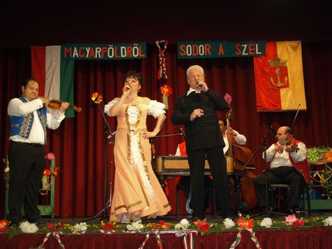Tavaszköszöntés Újpesten 2012. márc.30.