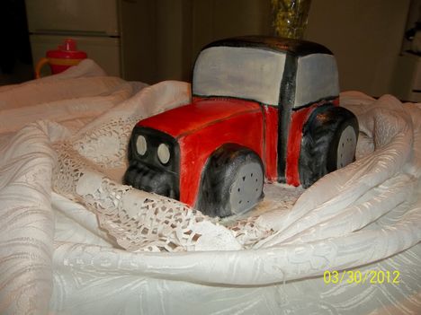 Traktor torta csokis
