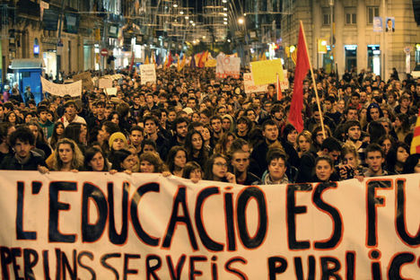 Barcelonai tüntetés a szociális háló lebontása ellen 5