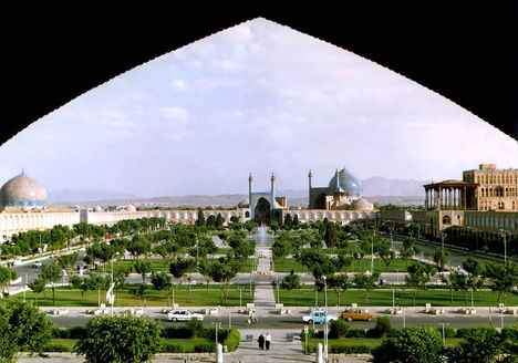 Naghshe Jahan Square