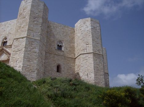 castel del monte