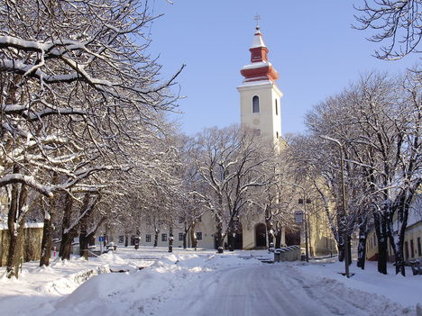 Sümeg-havas fotó a Ferences templomról
