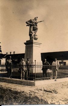 Modrovich Kriegerdenkmal