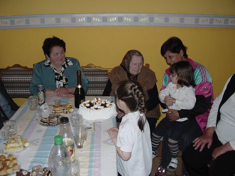 Dédi 90 éves lett! 1