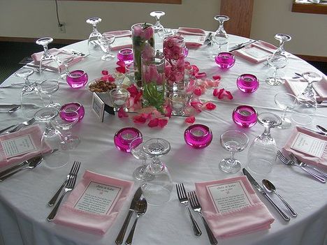 Pink asztal