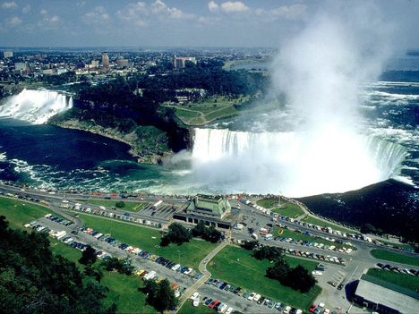Vízesés_Ontario_Canada_Niagara_Falls
