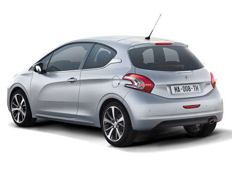 Peugeot 208_03