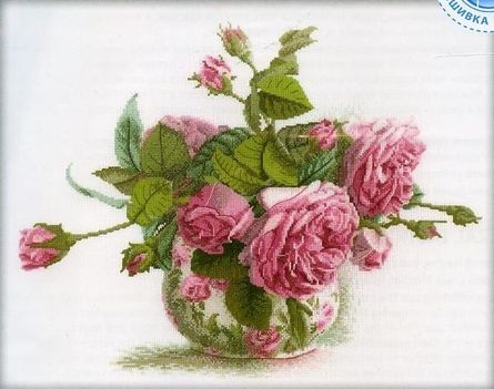 rózsa csokor  vázában 10