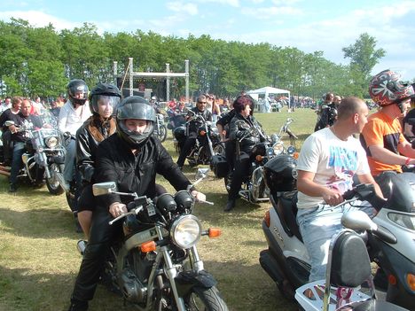 Újhartyáni Motoros Találkozó 2012  4