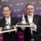 Shinya Yamanaka és Linus Torvalds a Helsinkiben tartott díjátadón (2012-Millenium Technology Prize)