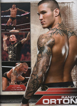 Randy Orton a vipera WWE pankrátor kemény tetkókkal