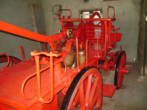 Köhler típusú tűzoltó szekér 19
