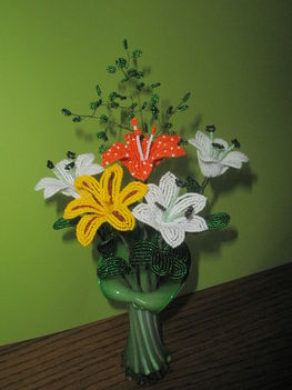 liliiomok vázába